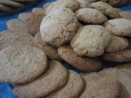 Open kitchen: ginger spice cookie close-up